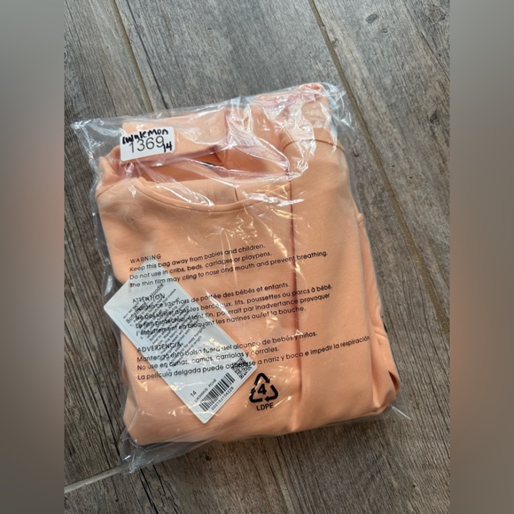 NWT Lululemon‎ Softstreme Hoodie Peach Bellini Size 14 - Picture 13 of 13